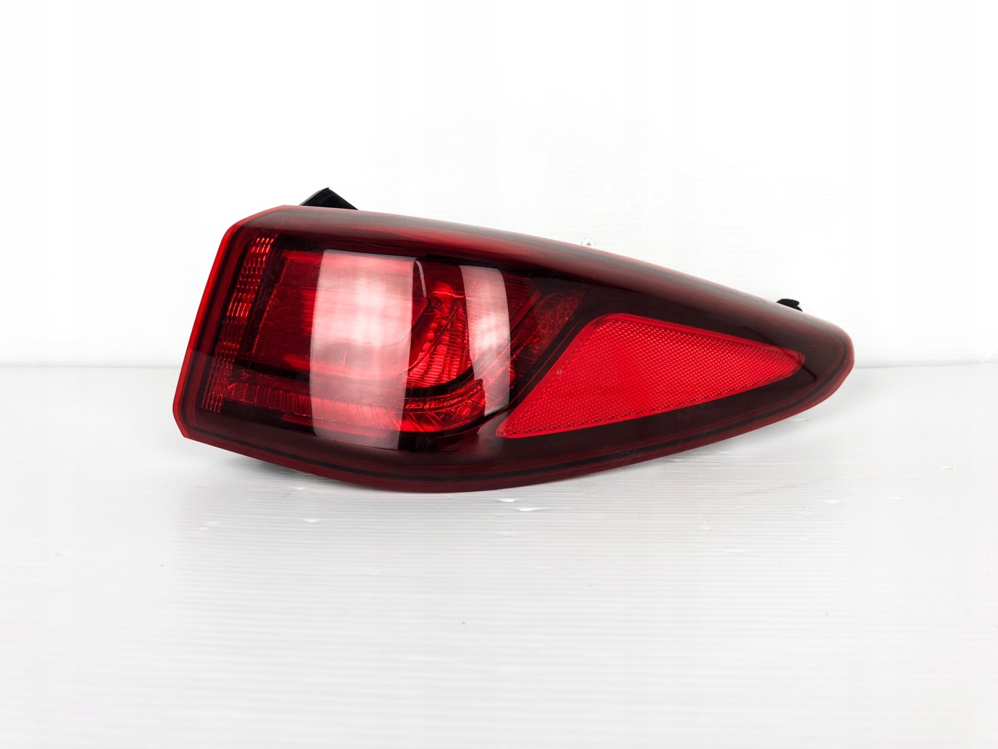 Hyundai Kona OS Rückleuchte 92402J90 Rearlamp - Thumbnail 1