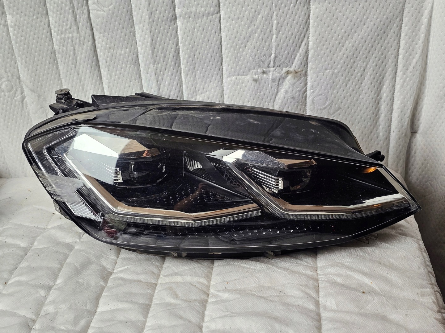 Frontscheinwerfer VW Golf V 7P5941591AJ LED Rechts Scheinwerfer Headlight - Thumbnail 1