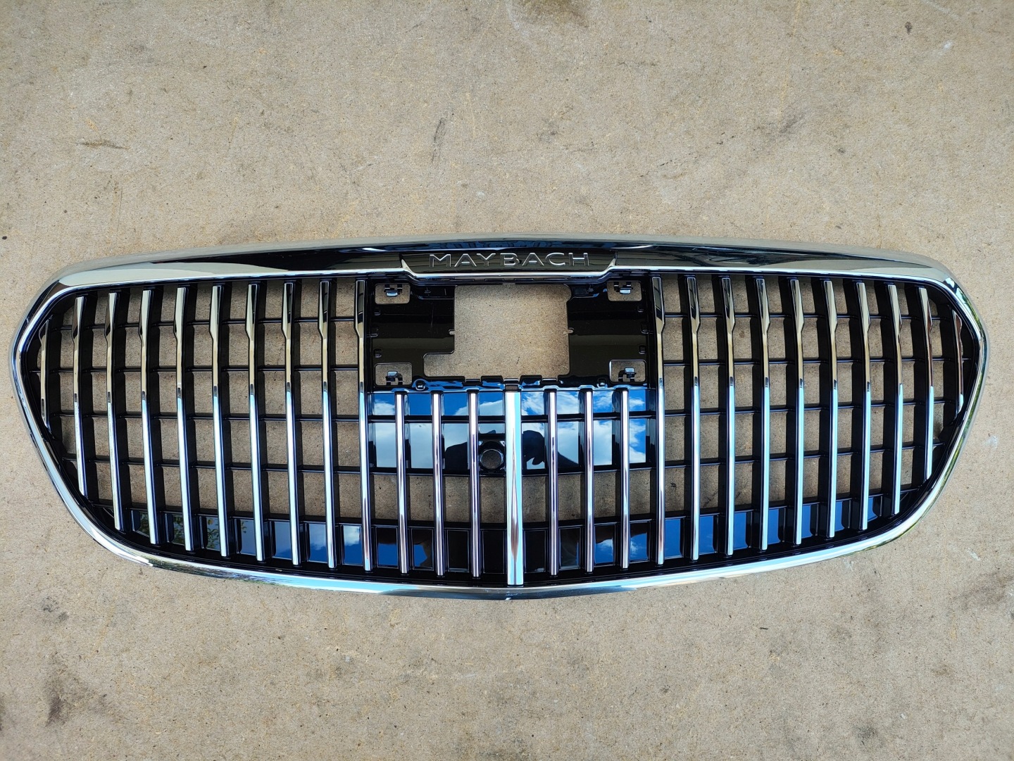 Mercedes-Benz Maybach W240 Kühlergrill FRONTGRILL Kühlergitter A2238804500 - Thumbnail 5