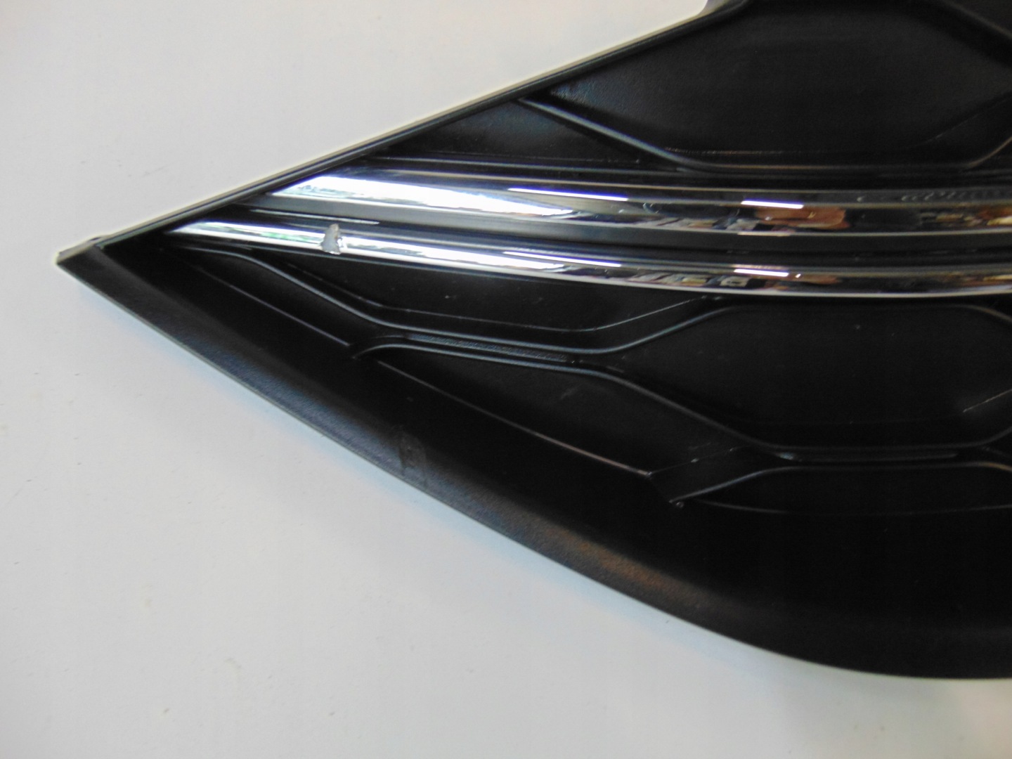 VW Taigo Kühlergrill FRONTGRILL Kühlergitter 2G7853651P - Thumbnail 11