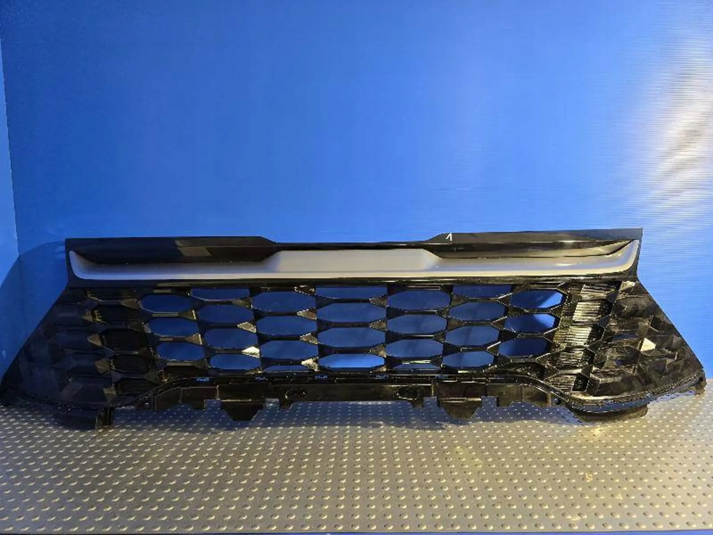 Kia Sportage JA Kühlergrill FRONTGRILL Kühlergitter - Thumbnail 1