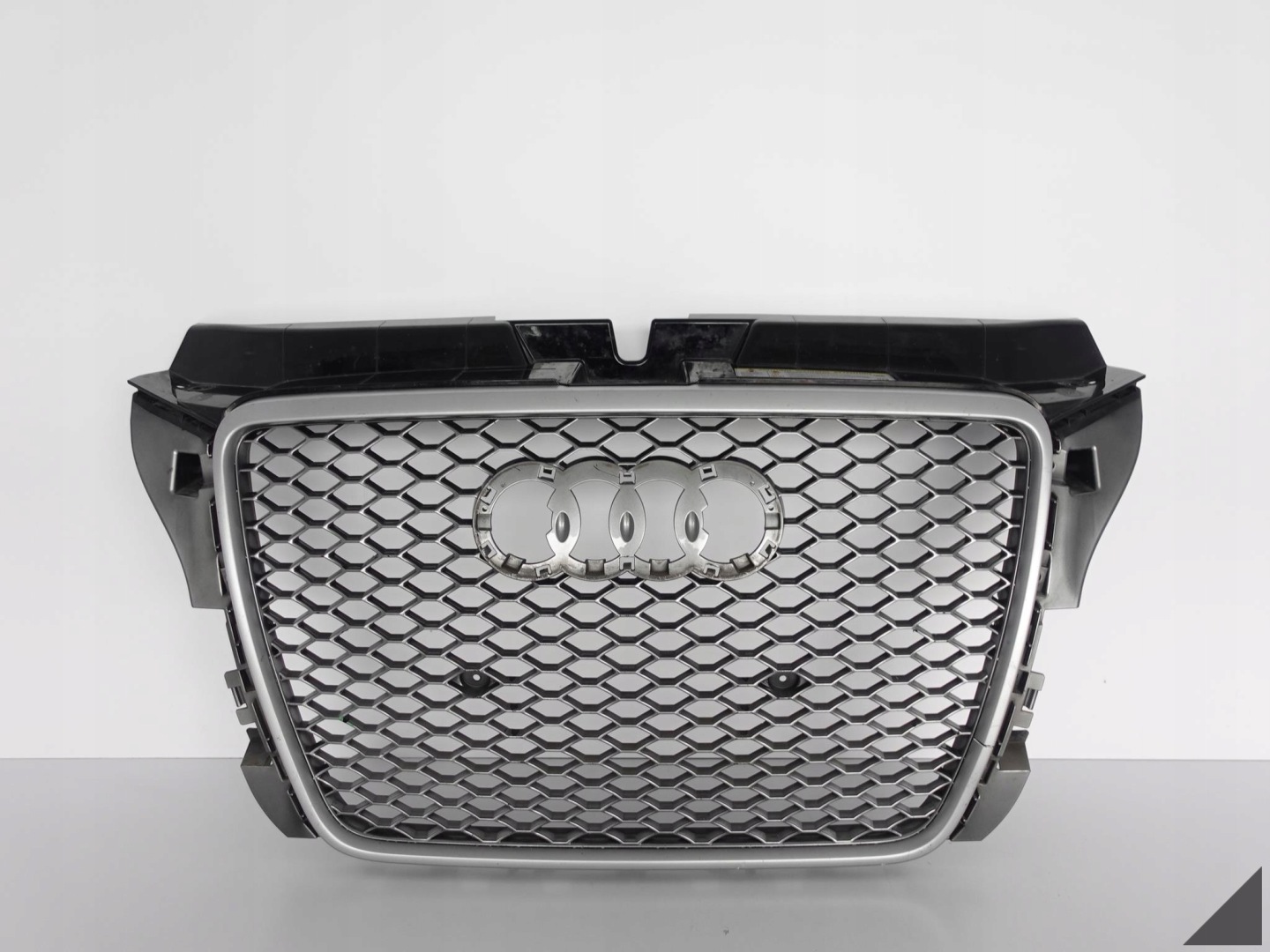 Audi 8P0 Kühlergrill FRONTGRILL Kühlergitter 8P0853651T - Thumbnail 1
