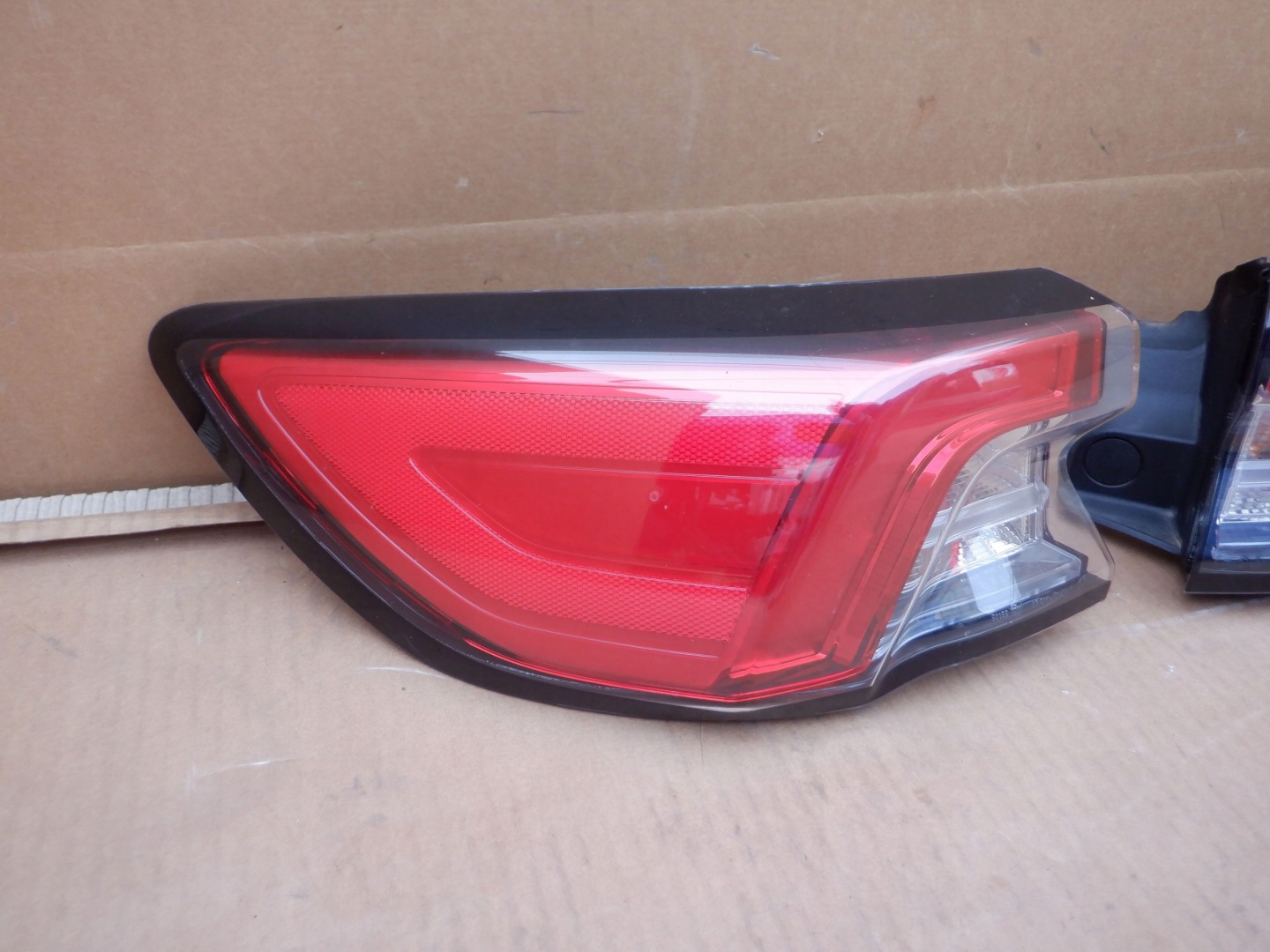 Ford Kuga III Mk3 Rückleuchte LV4B13405BB Rearlamp - Thumbnail 3
