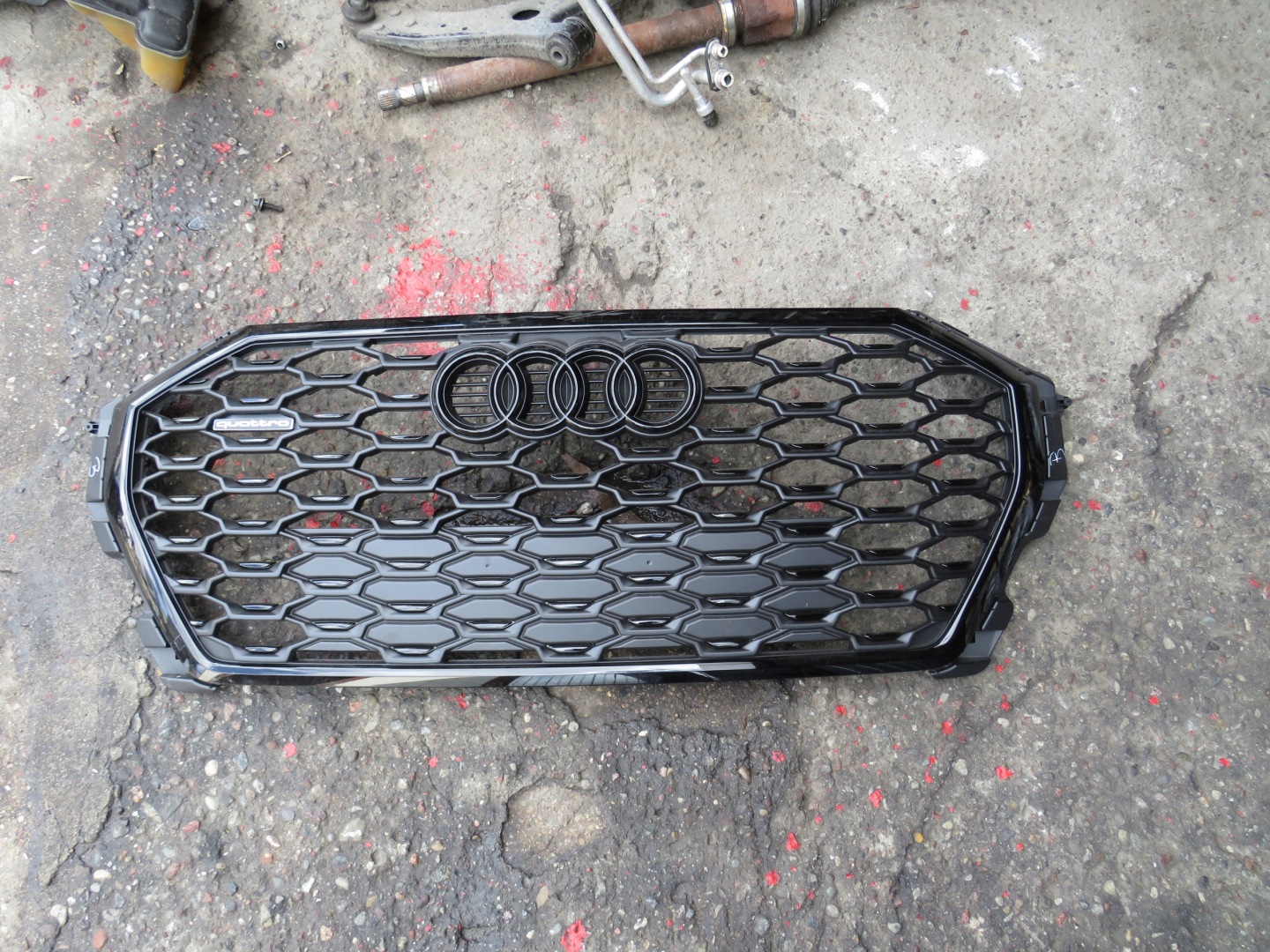 Audi Q3 Kühlergrill FRONTGRILL Kühlergitter 83A853651 - Thumbnail 1
