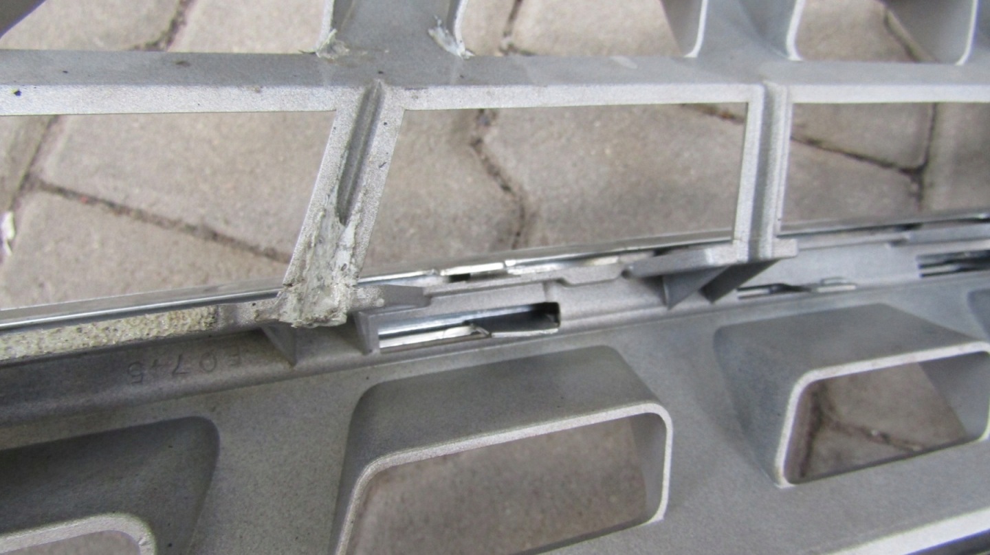 Mercedes-Benz M-Klasse W164 Kühlergrill FRONTGRILL Kühlergitter A1648880923 - Thumbnail 7