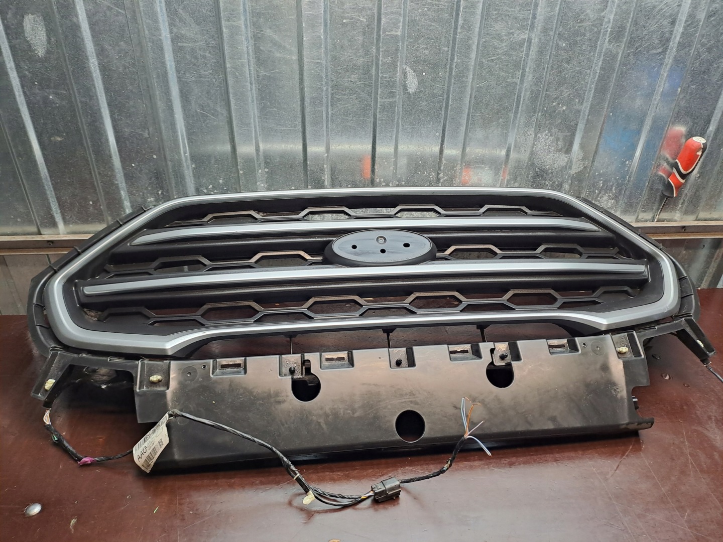 Ford EcoSport Kühlergrill FRONTGRILL Kühlergitter GN1517B968 - Thumbnail 1