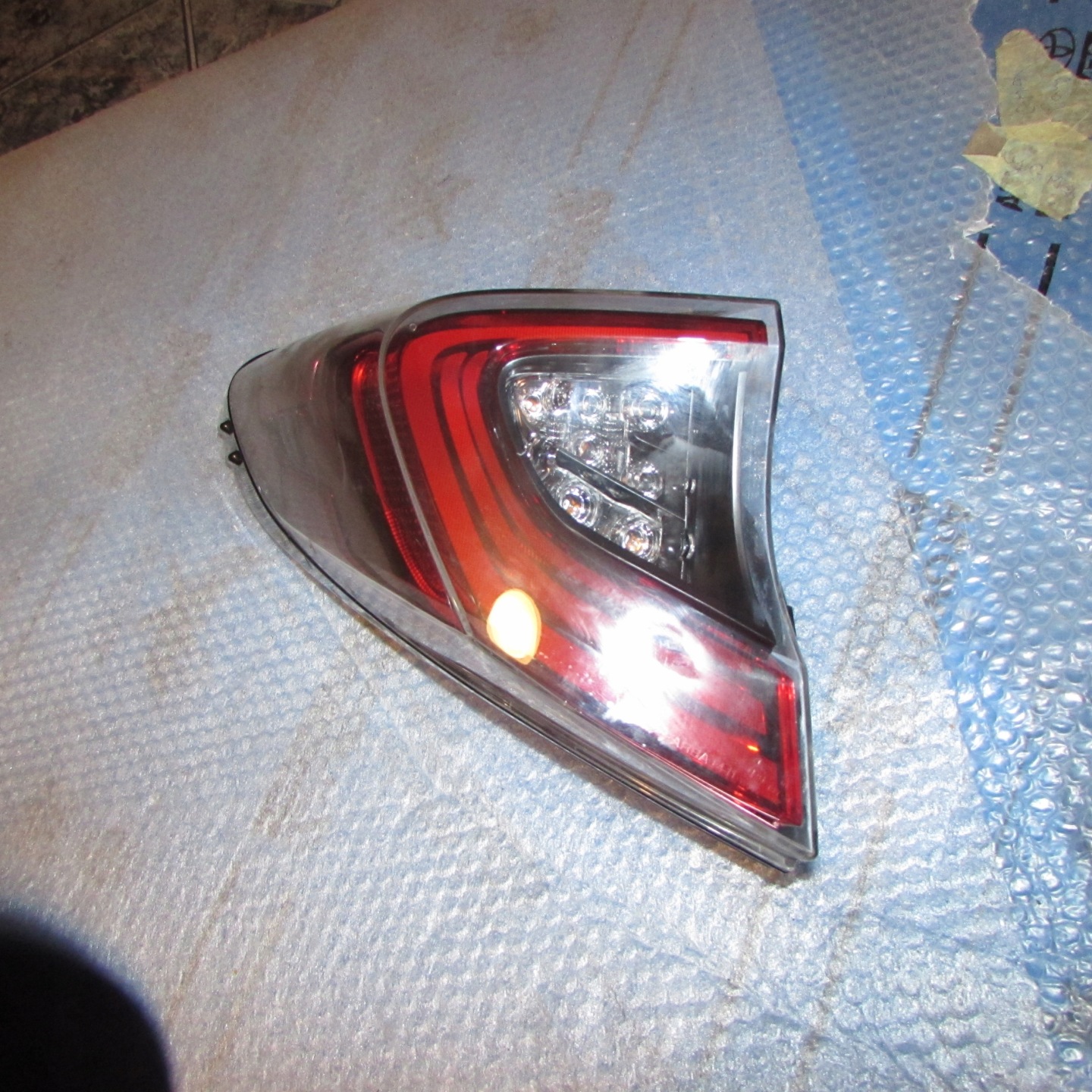 Toyota C-HR X20 Rückleuchte 81560F40300 Rearlamp - Thumbnail 1