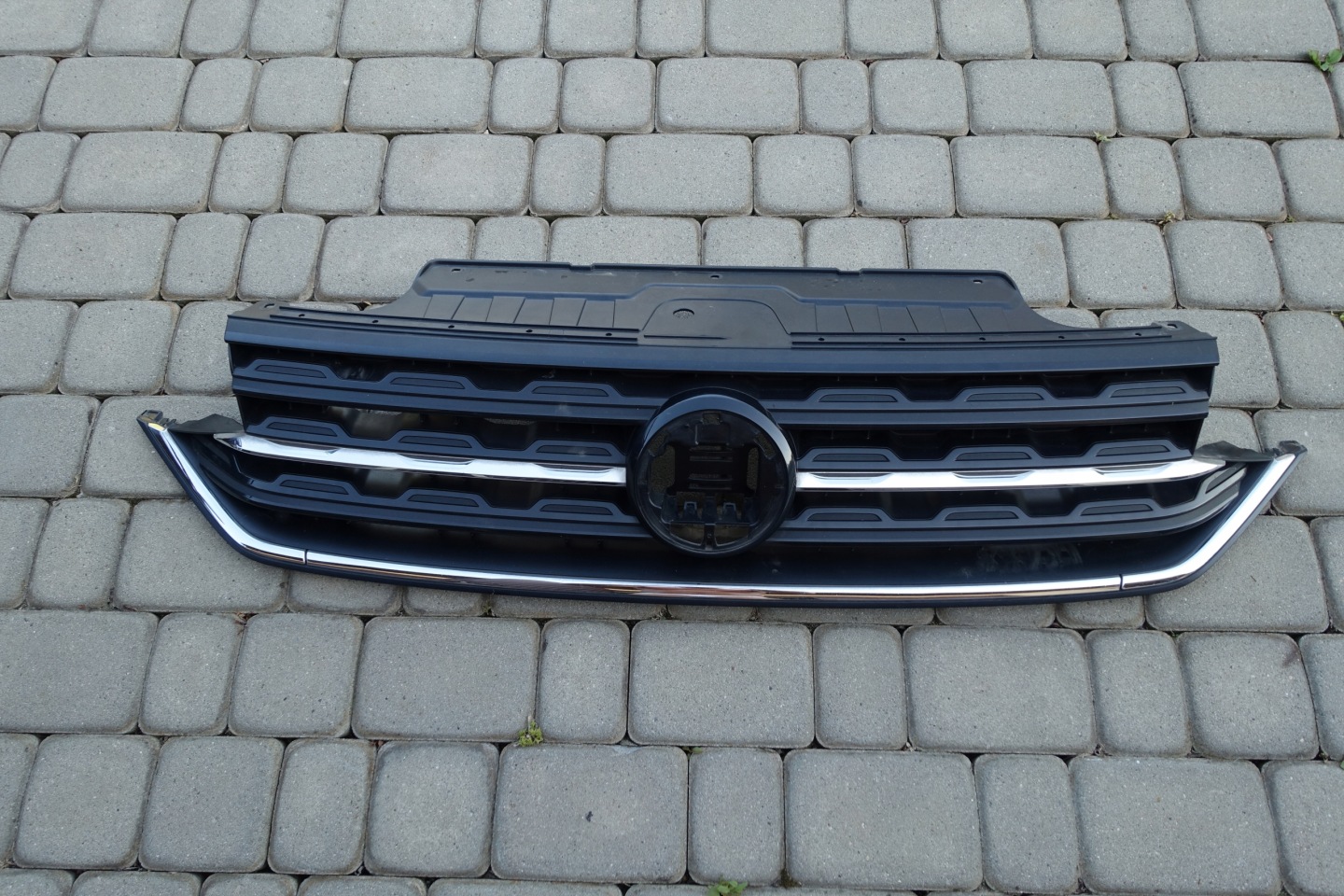 VW T-Cross Kühlergrill FRONTGRILL Kühlergitter 2GM853653AA - Thumbnail 1