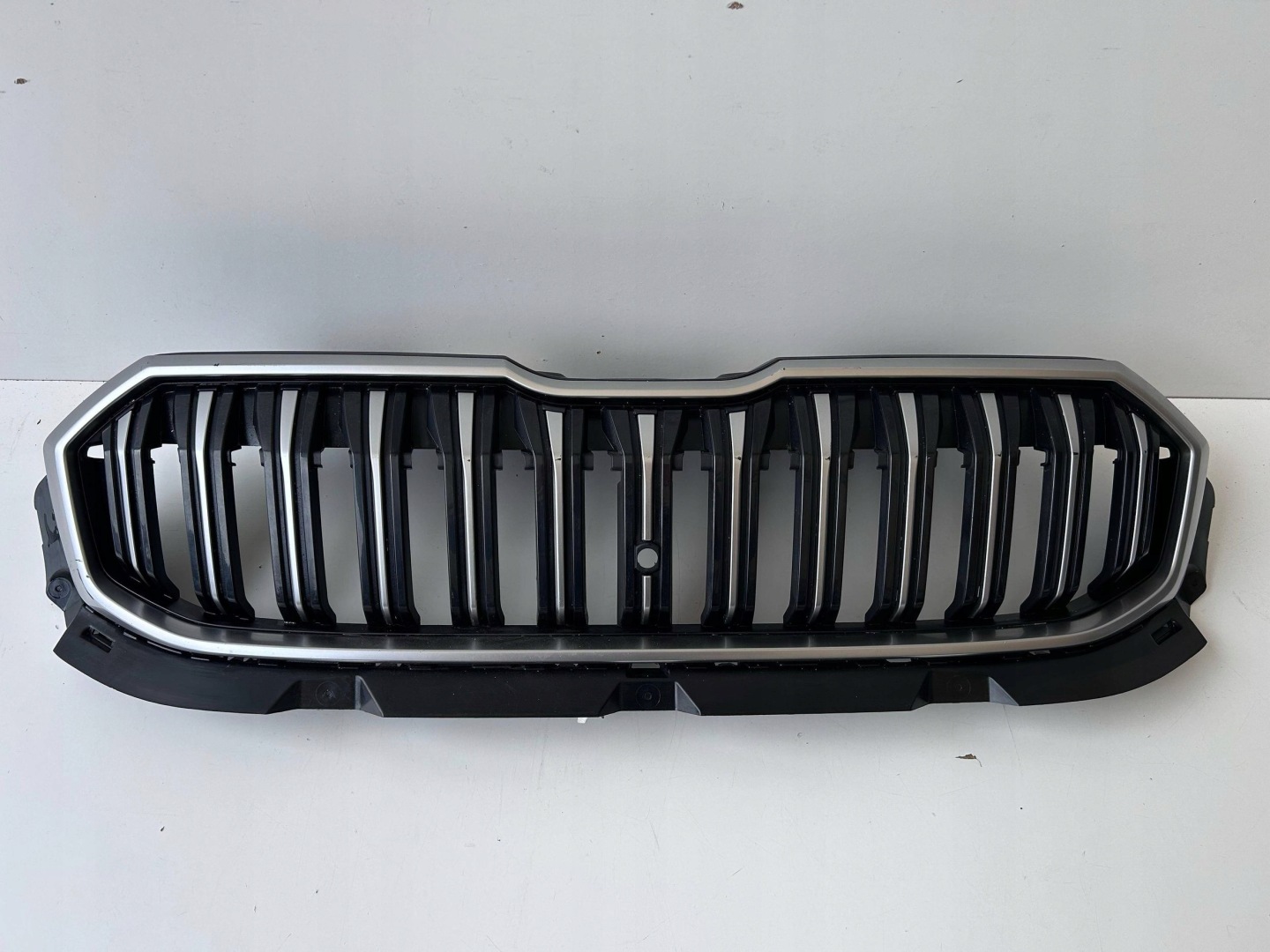 Skoda Kodiaq 57H Kühlergrill FRONTGRILL Kühlergitter 57H853653 - Thumbnail 1