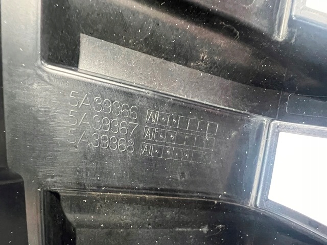 BMW 1 F40 Kühlergrill FRONTGRILL Kühlergitter 7076801 - Thumbnail 9