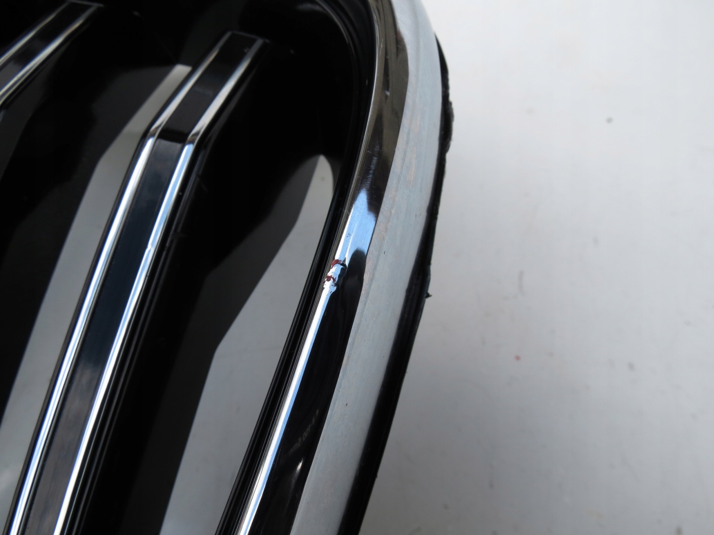 Volvo XC60 Kühlergrill FRONTGRILL Kühlergitter 32234987 - Thumbnail 9