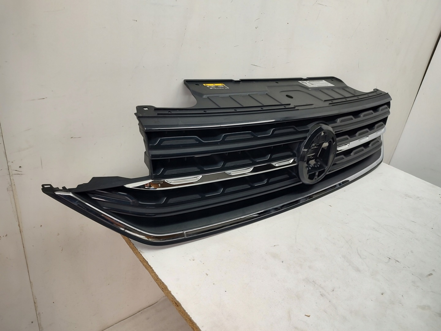 VW T-Cross Kühlergrill FRONTGRILL Kühlergitter 82GM853653 - Thumbnail 4