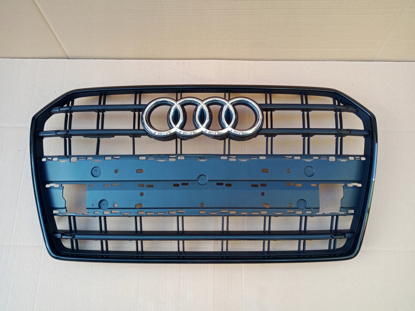 Audi A6 Kühlergrill FRONTGRILL Kühlergitter 4G0853653T - Thumbnail 1