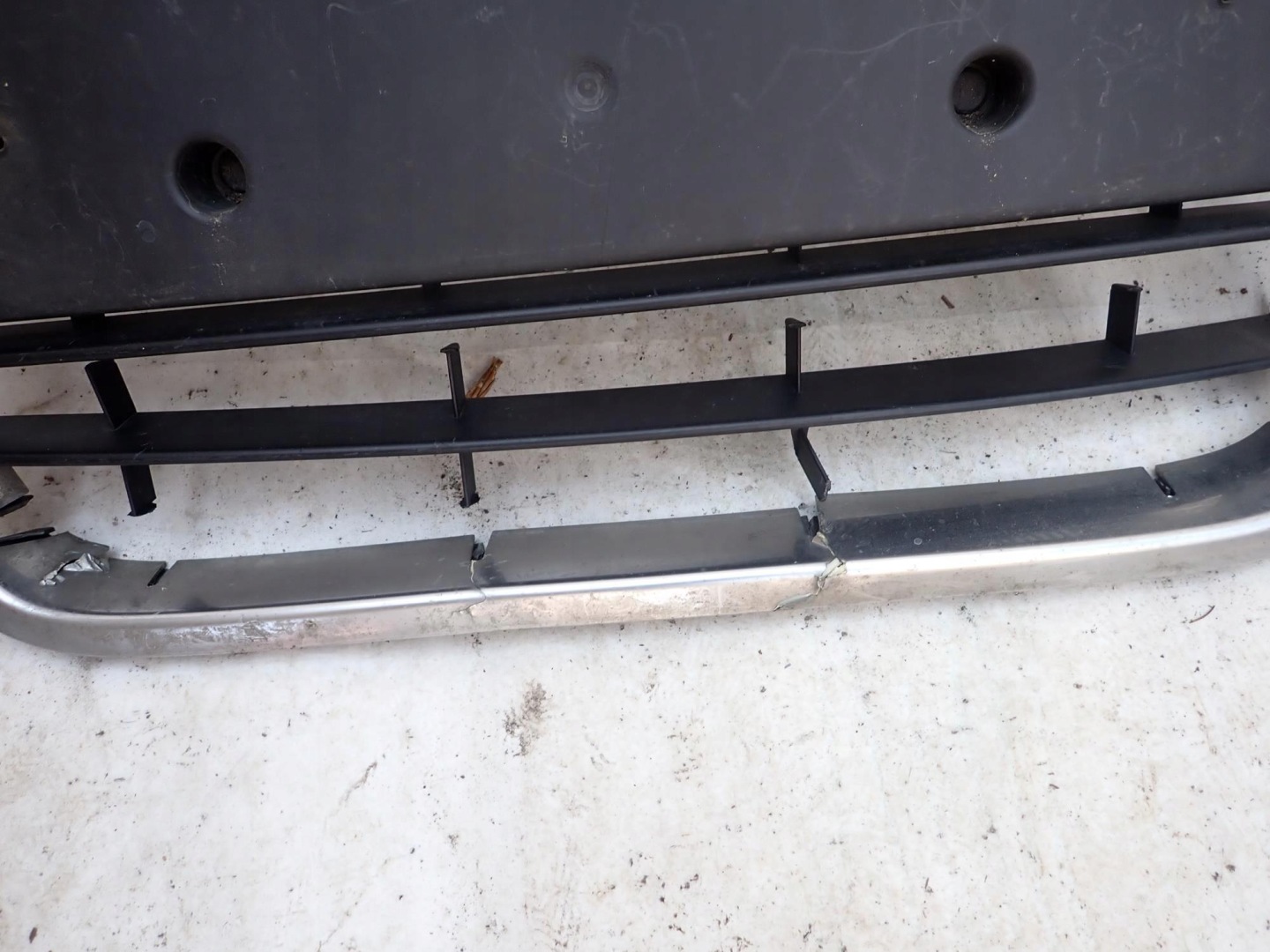 VW Passat B6 Kühlergrill FRONTGRILL Kühlergitter 3C0853653AK - Thumbnail 6