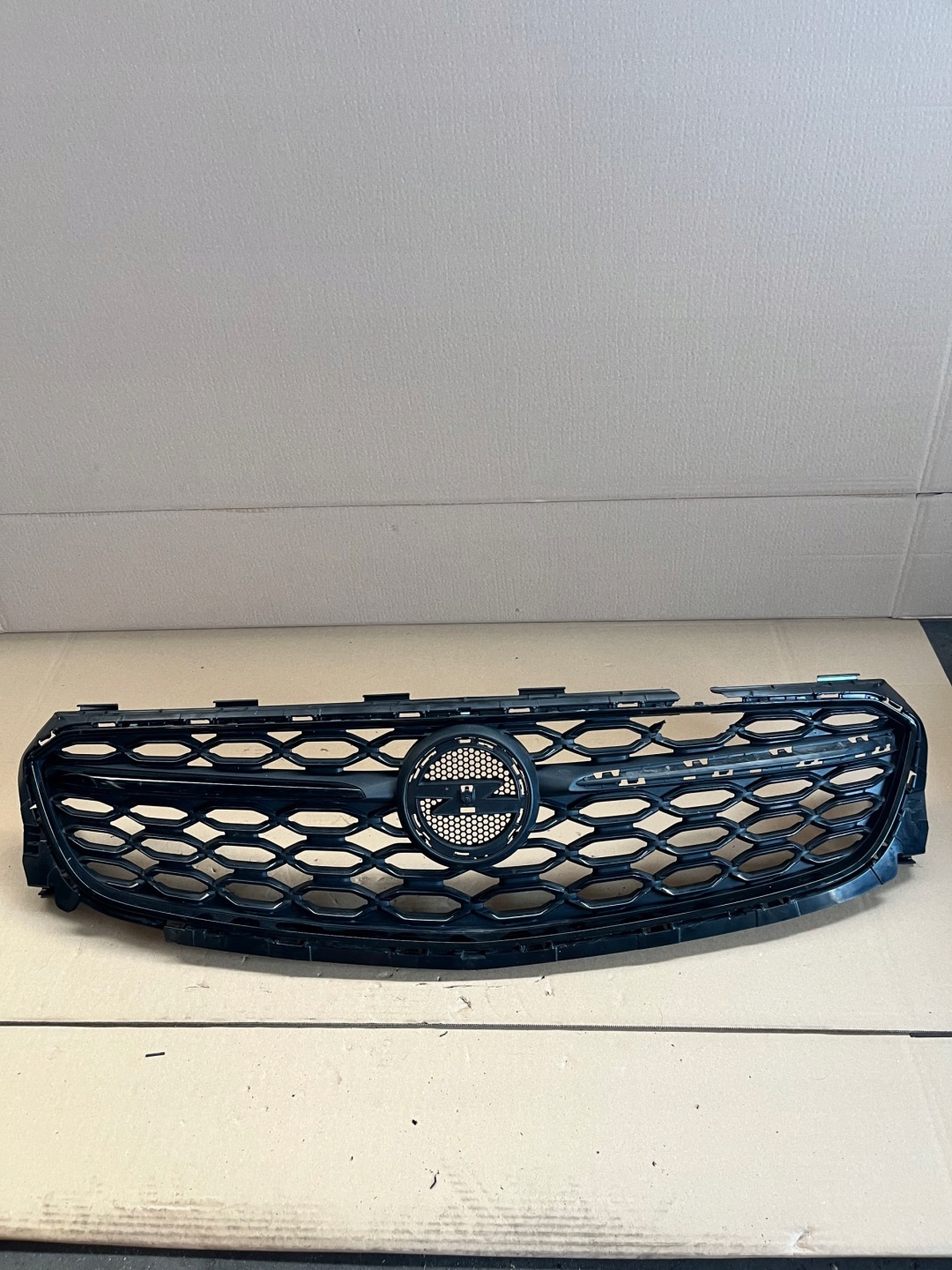 Opel Insignia Kühlergrill FRONTGRILL Kühlergitter 39225888 - Thumbnail 1