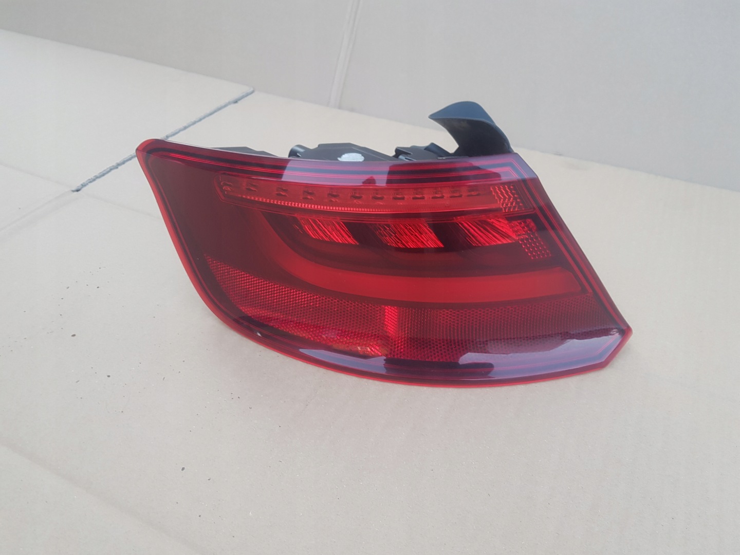 Audi A3 8V Rückleuchte 8V4945095D Rearlamp - Thumbnail 1