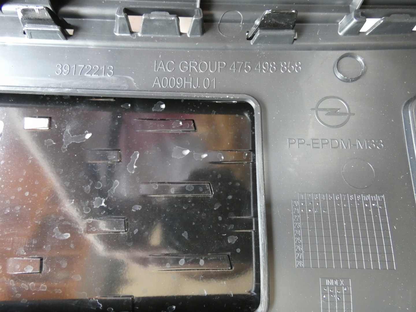 Opel Crossland Kühlergrill FRONTGRILL Kühlergitter 39172213 - Thumbnail 6