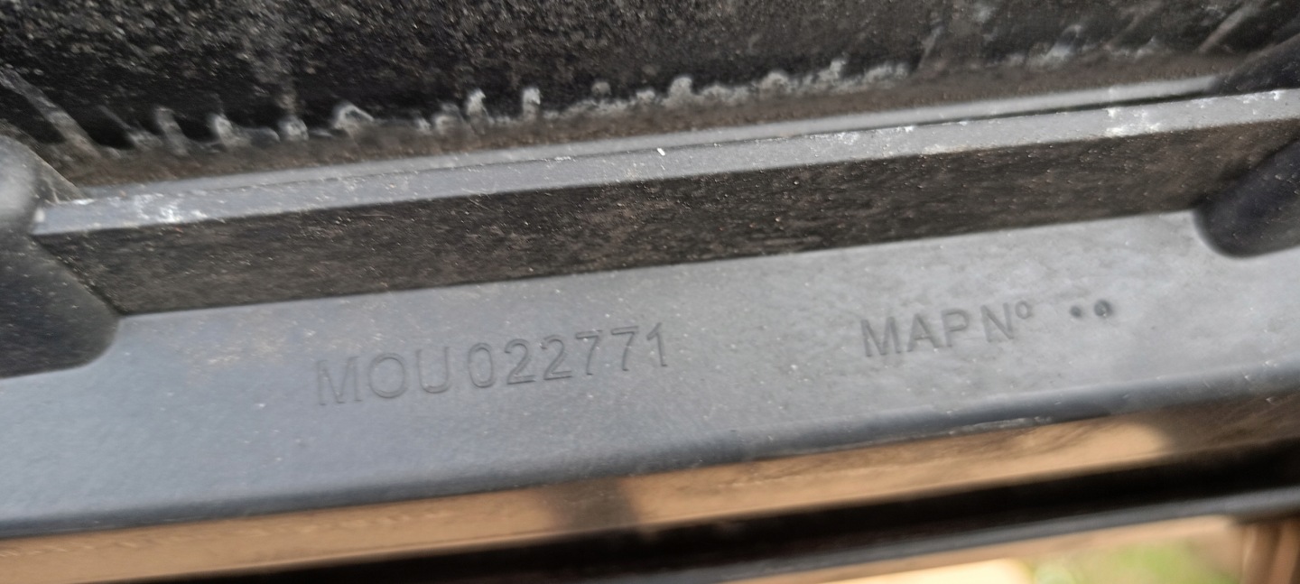 Renault Trafic L Kühlergrill FRONTGRILL Kühlergitter 623105226R - Thumbnail 9