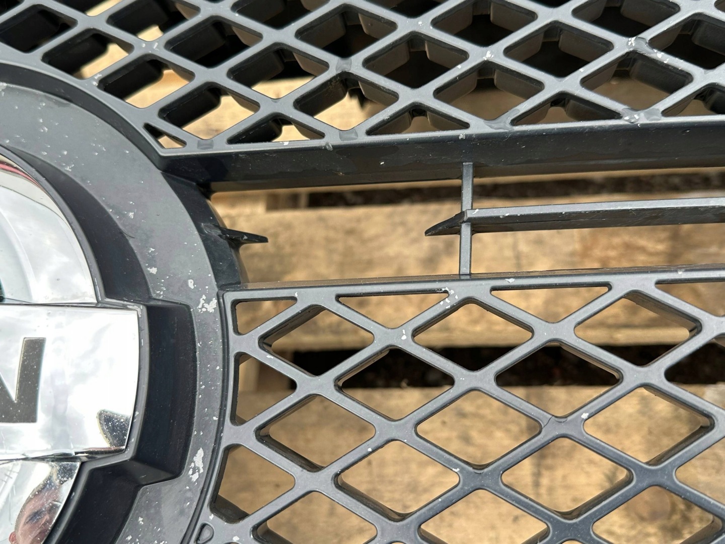 Nissan Titan Kühlergrill FRONTGRILL Kühlergitter 62312EZ70A - Thumbnail 10