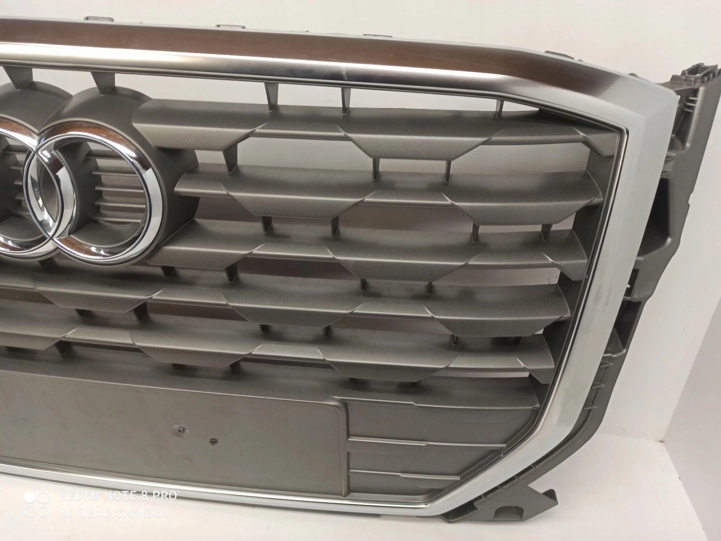 Audi Q2 Kühlergrill FRONTGRILL Kühlergitter 81A853651 - Thumbnail 5