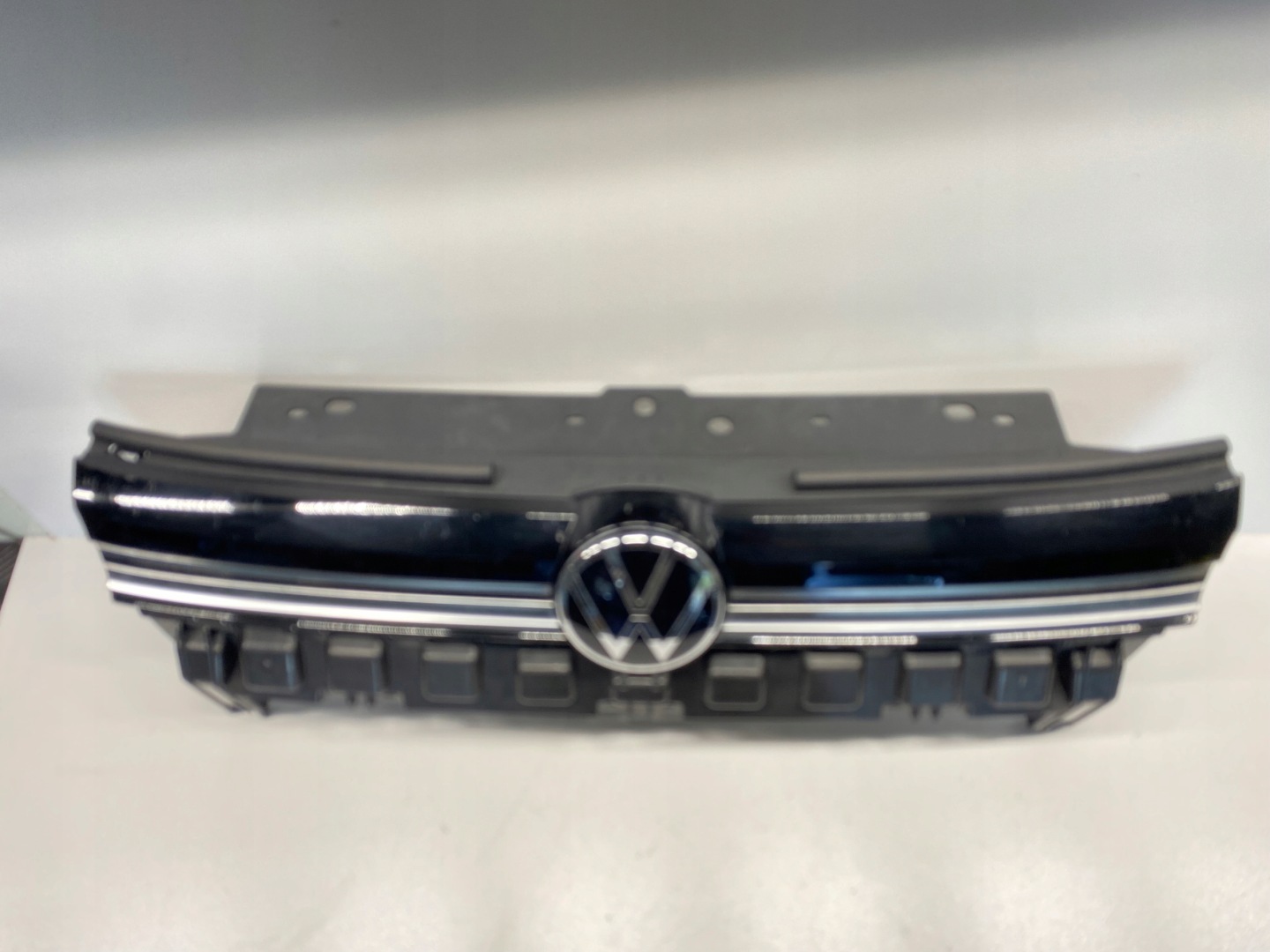VW Caddy Kühlergrill FRONTGRILL Kühlergitter 2K7807231D - Thumbnail 11