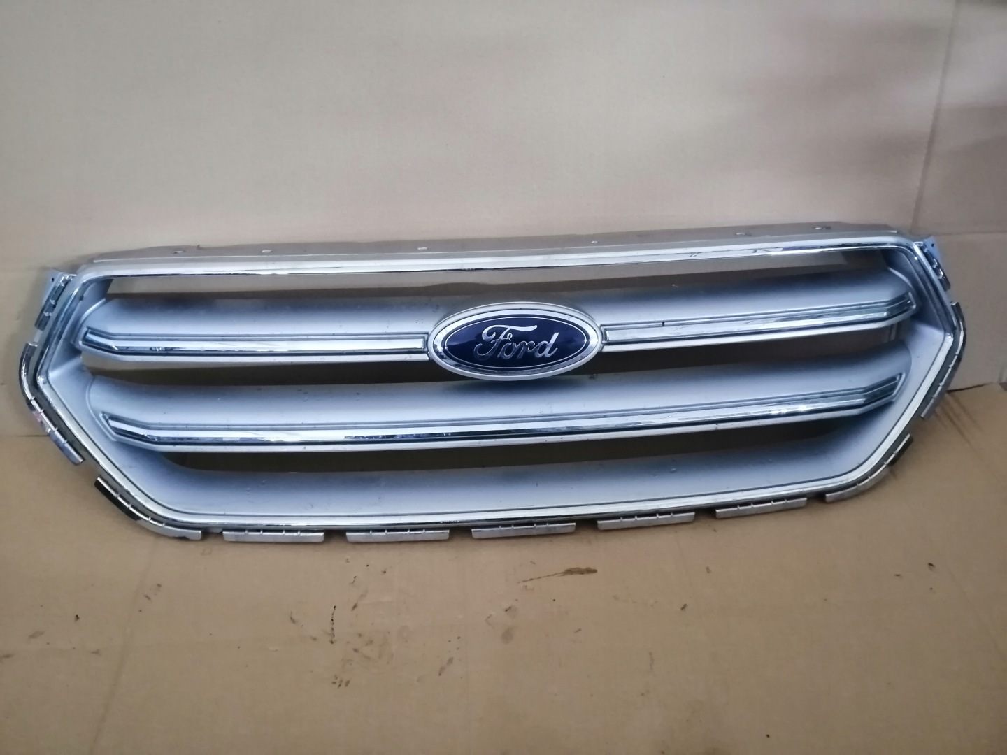 Ford Kuga II Mk2 Kühlergrill FRONTGRILL Kühlergitter GV448200B - Thumbnail 1