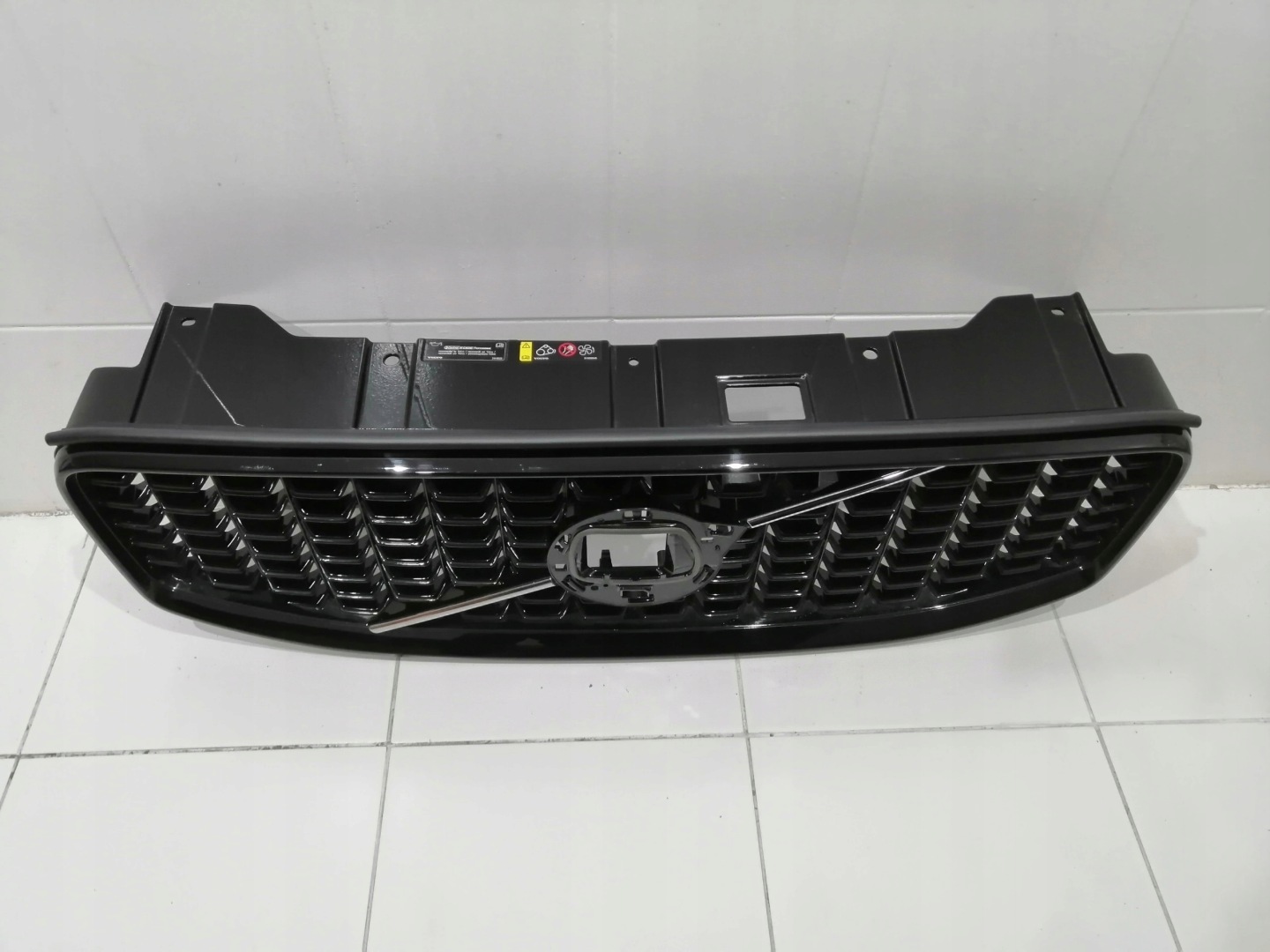 Volvo XC60 Kühlergrill FRONTGRILL Kühlergitter 32291026GR - Thumbnail 2