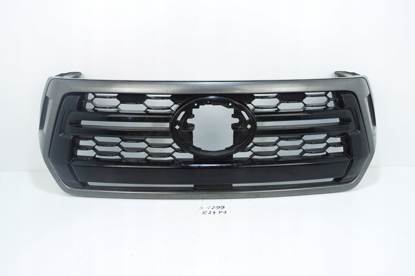 Toyota Hilux AN1P Kühlergrill FRONTGRILL Kühlergitter 53100YP070 - Thumbnail 1