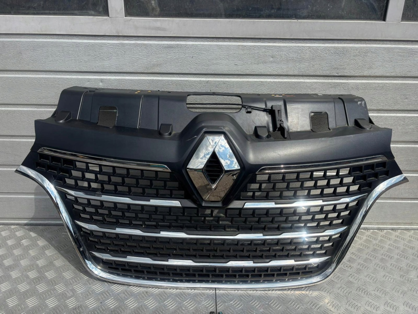 Renault Master II Kühlergrill FRONTGRILL Kühlergitter 623109004R - Thumbnail 1