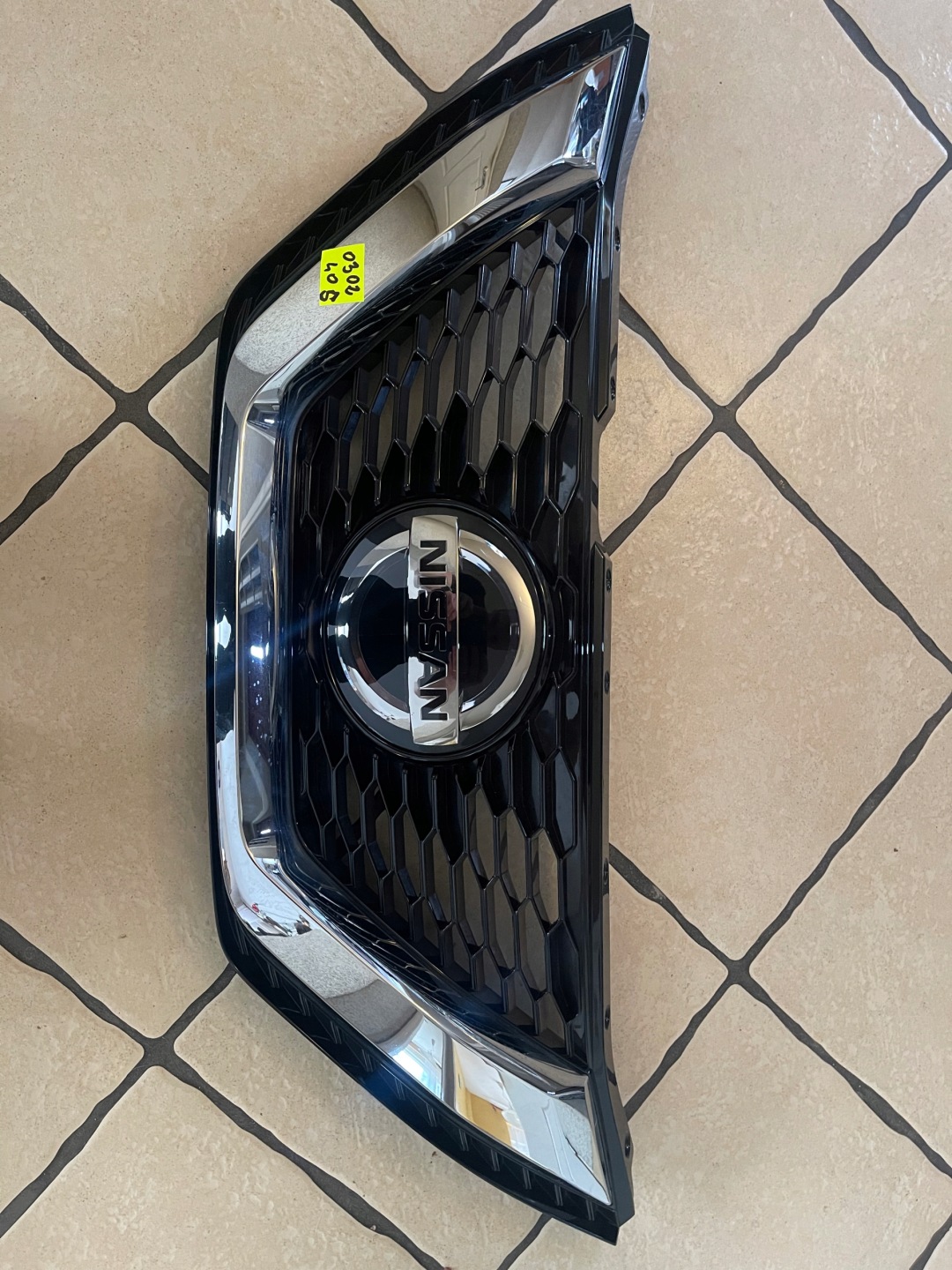 Nissan Qashqai J11 Kühlergrill FRONTGRILL Kühlergitter - Thumbnail 1