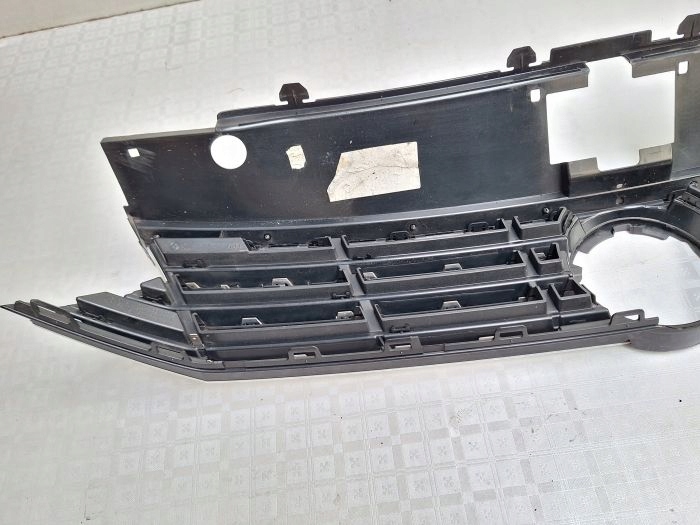 VW Passat B8 Kühlergrill FRONTGRILL Kühlergitter 3G0853653E - Thumbnail 8