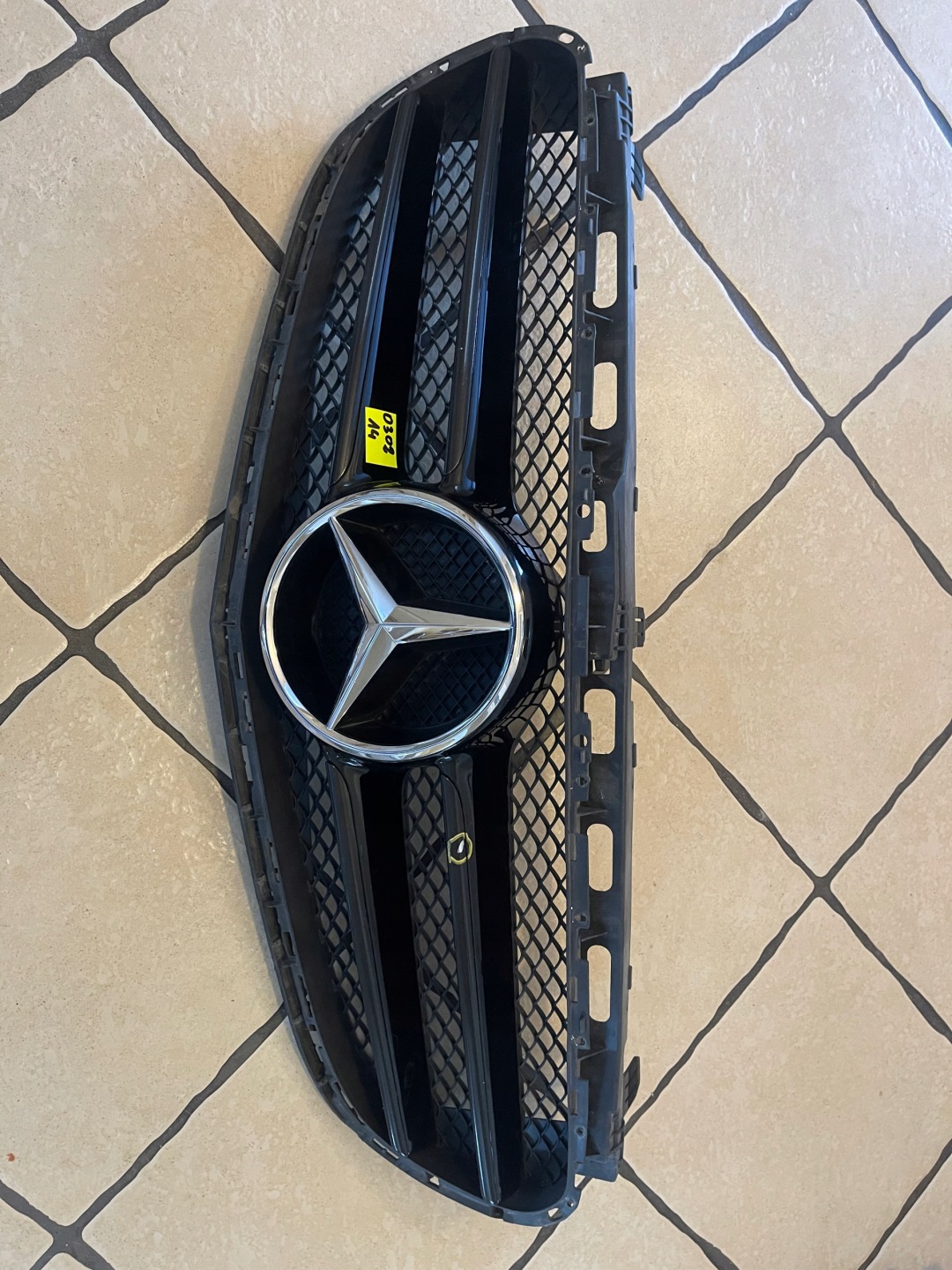 Mercedes-Benz E-Klasse W212 Kühlergrill FRONTGRILL Kühlergitter - Thumbnail 1