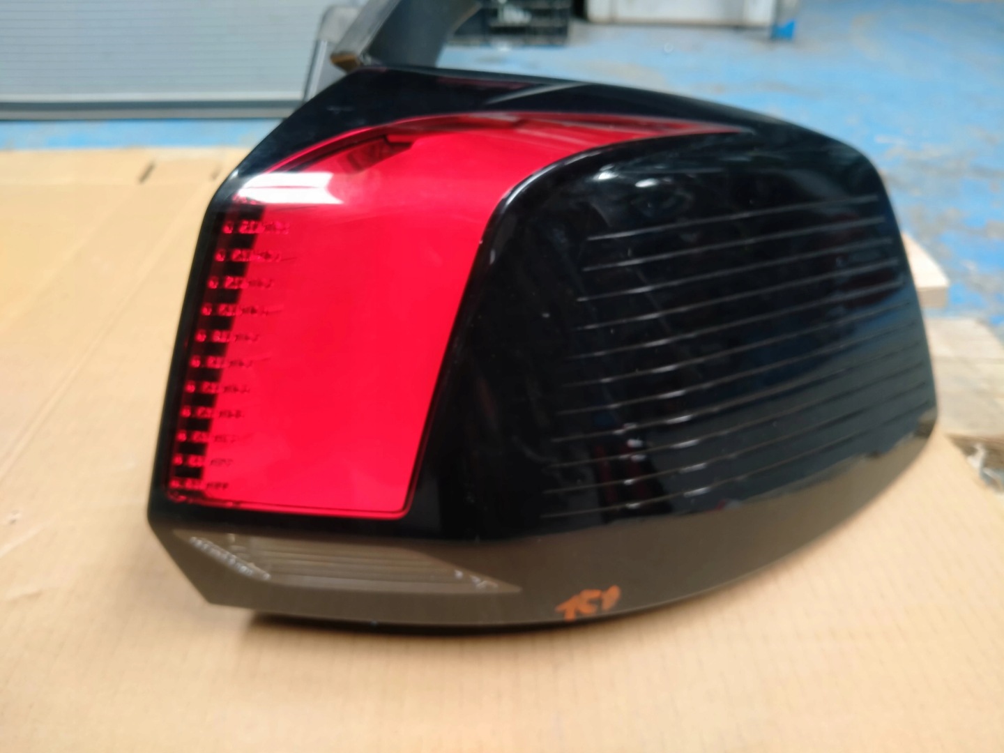 Peugeot 5008 Rückleuchte 9811028180 Rearlamp - Thumbnail 1