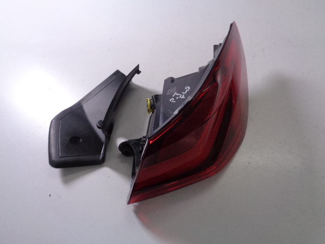 BMW 1 F40 Rückleuchte 5A55FB8 Rearlamp - Thumbnail 1