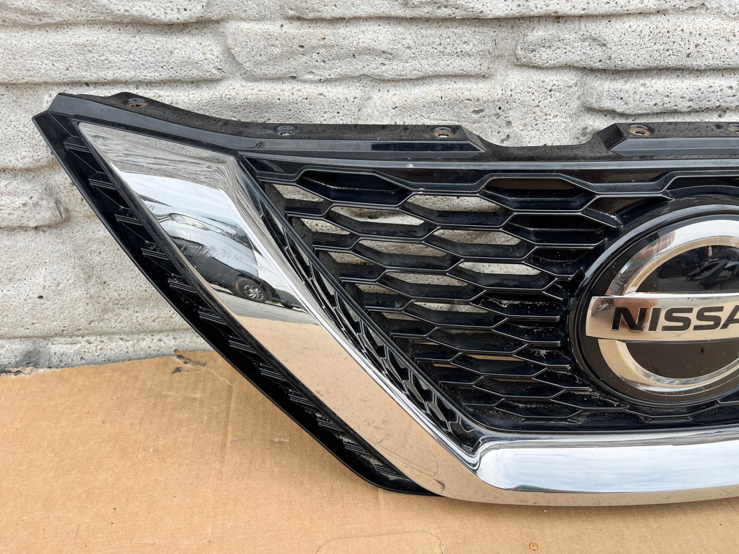 Nissan Qashqai J11 Kühlergrill FRONTGRILL Kühlergitter 62310HV3AU - Thumbnail 5