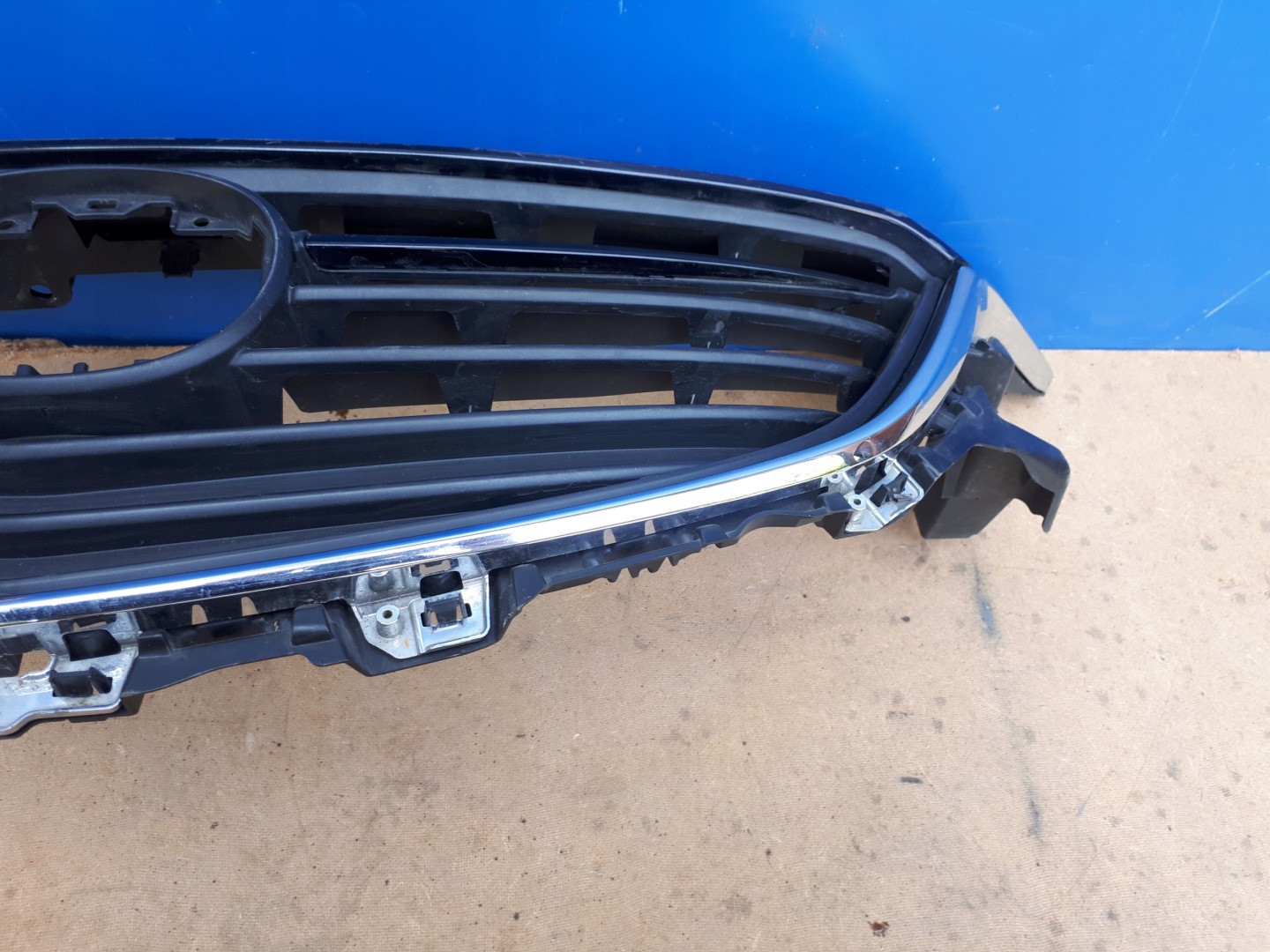Mazda 6 GH Kühlergrill FRONTGRILL Kühlergitter GHP950712 - Thumbnail 11