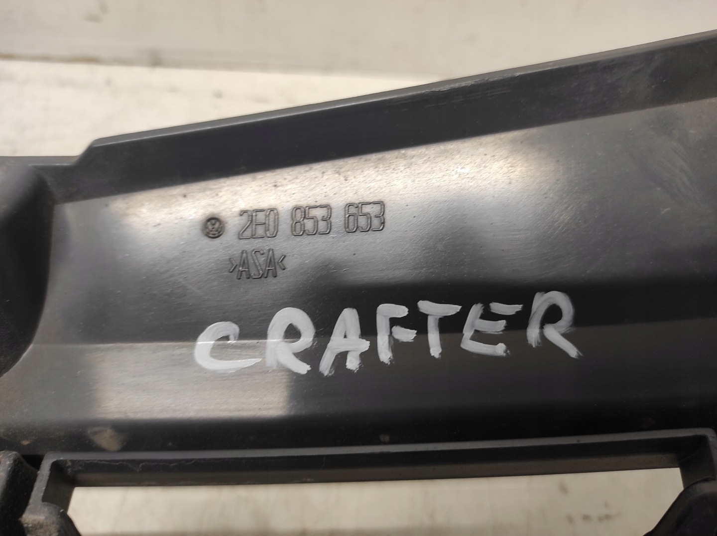 VW Crafter Kühlergrill FRONTGRILL Kühlergitter 2E0853653RT - Thumbnail 7