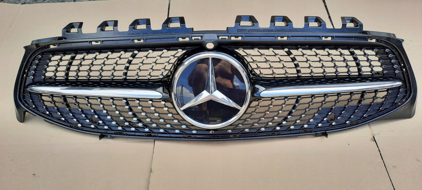 Mercedes-Benz CLA C118 Kühlergrill FRONTGRILL Kühlergitter A1188880200 - Thumbnail 1