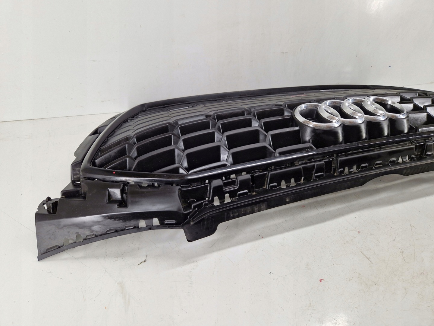 Audi A3 8Y Kühlergrill FRONTGRILL Kühlergitter 8Y0853651BK - Thumbnail 7