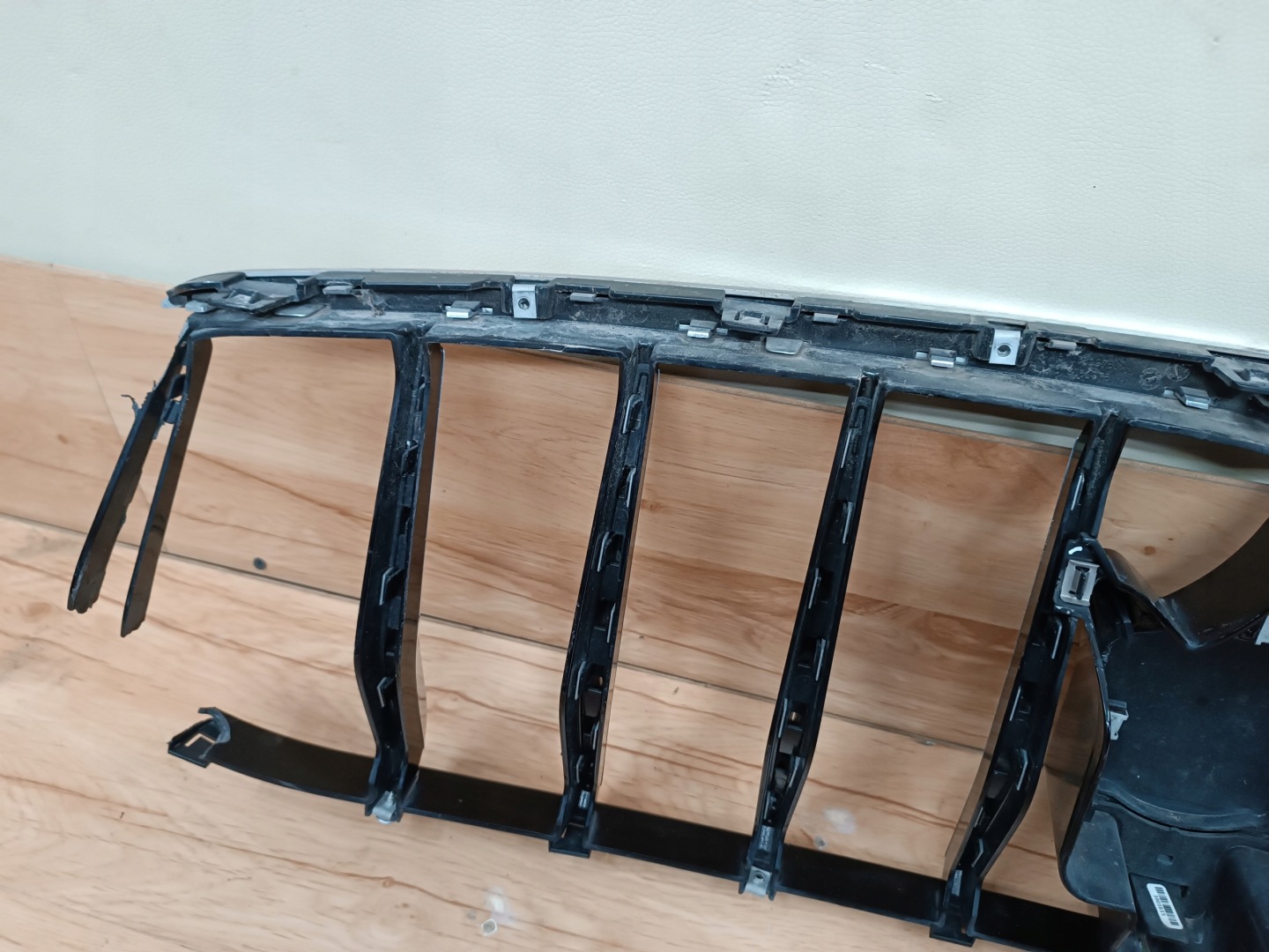 Maserati Quattroporte AM107 Kühlergrill FRONTGRILL Kühlergitter - Thumbnail 11
