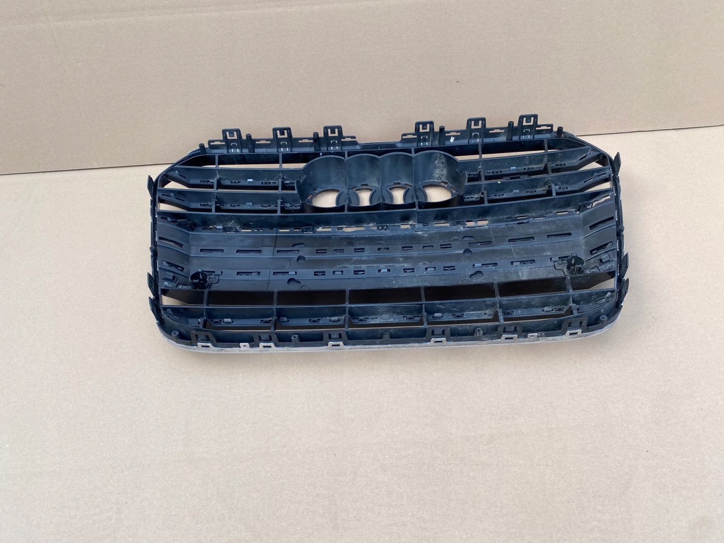 Audi A6 Kühlergrill FRONTGRILL Kühlergitter 4G0853653B - Thumbnail 4