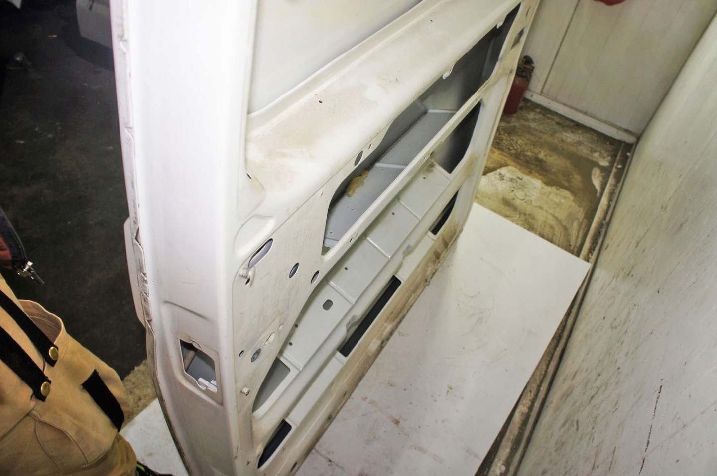 VW Transporter T6 Tür Hinten Rechts Door Porta Porte - Thumbnail 9