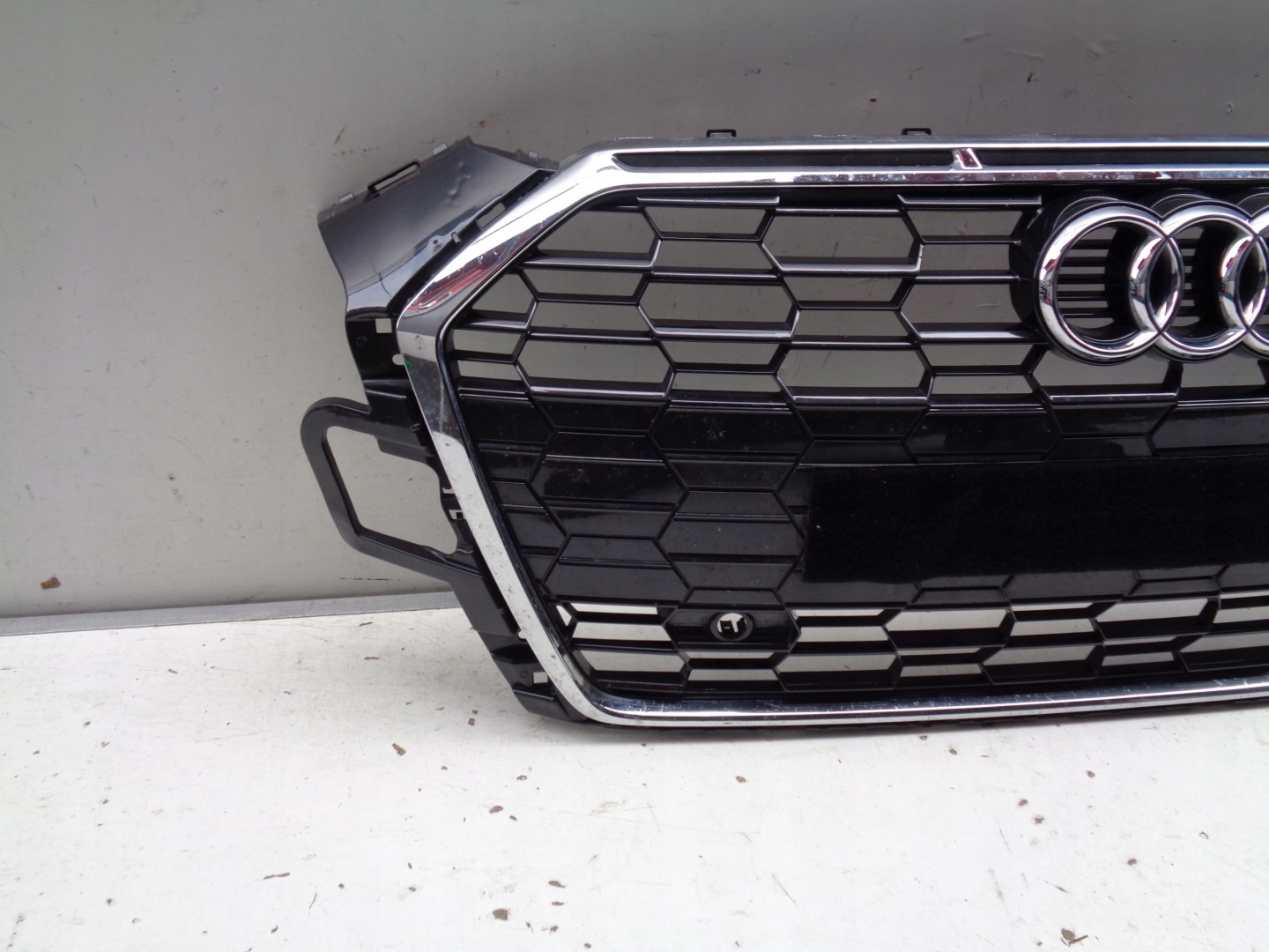 Audi A5 Kühlergrill FRONTGRILL Kühlergitter 8W6853651BE - Thumbnail 4