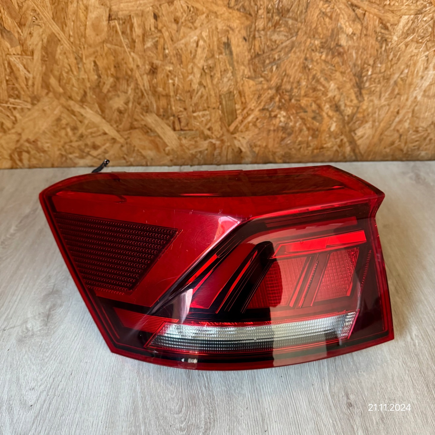 VW T-Roc A1 Rückleuchte 2GA945095A Rearlamp - Thumbnail 1
