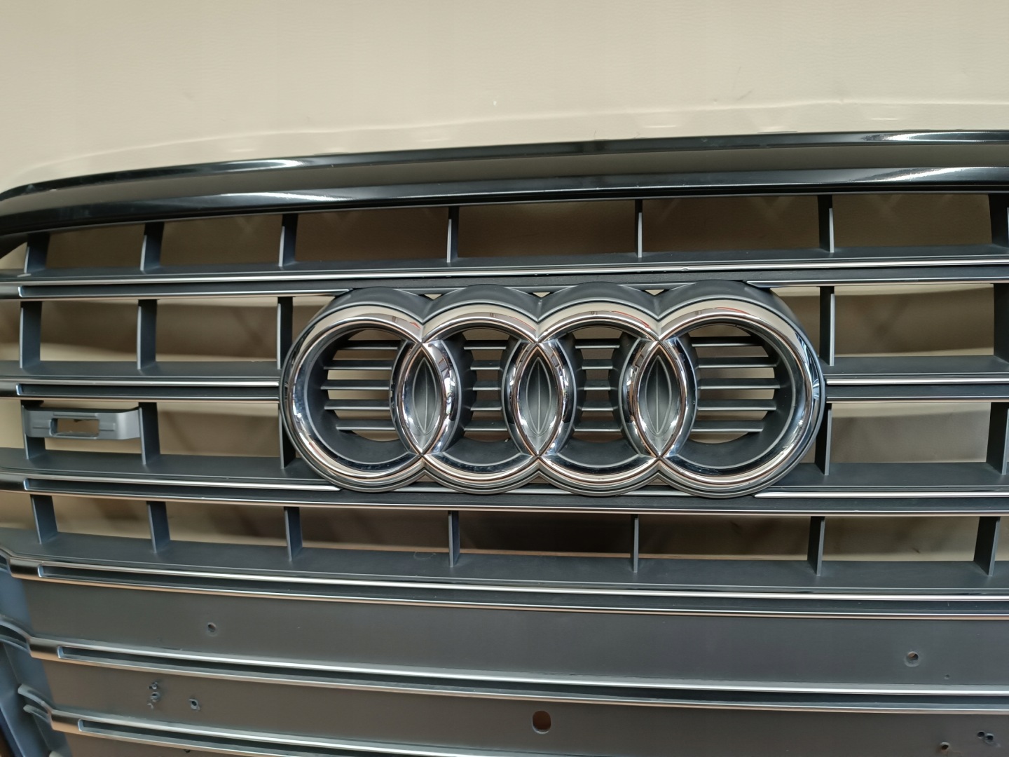 Audi Q5 Kühlergrill FRONTGRILL Kühlergitter 8R0853651AD - Thumbnail 6