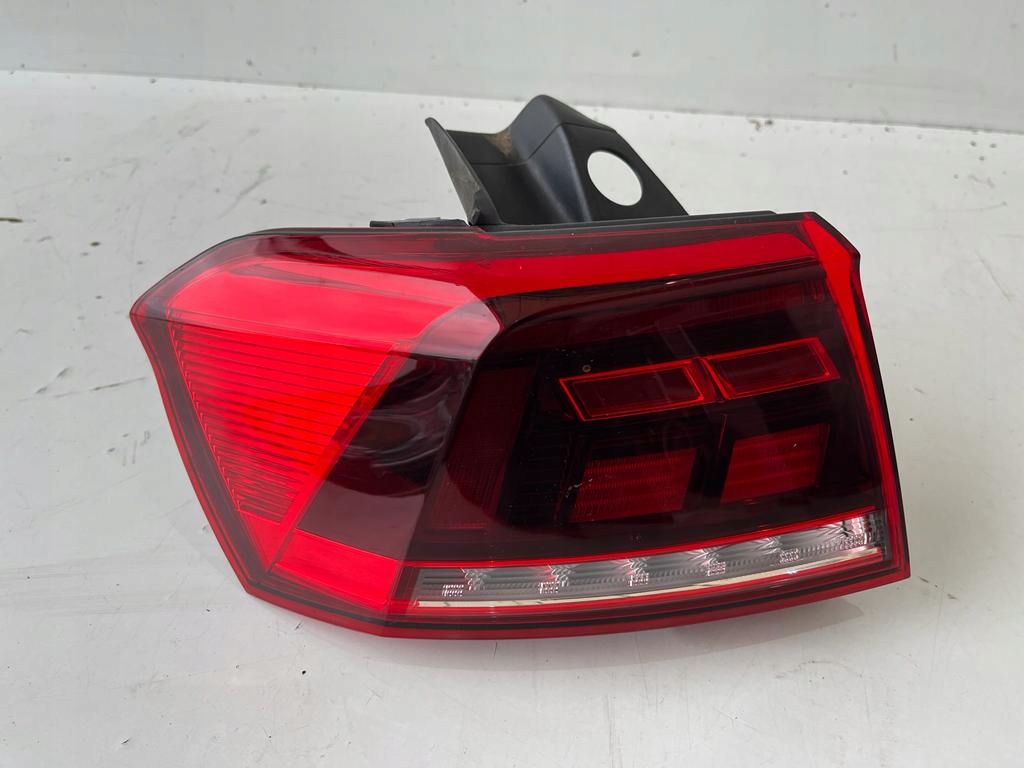 VW Passat B8 Rückleuchte 3G9945095 Rearlamp - Thumbnail 1