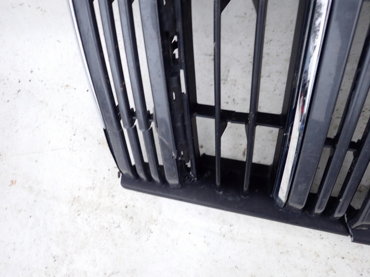 Toyota Land Cruiser J7/J9/J12/J15/J25 J15 Kühlergrill FRONTGRILL 5310160F10 - Thumbnail 6
