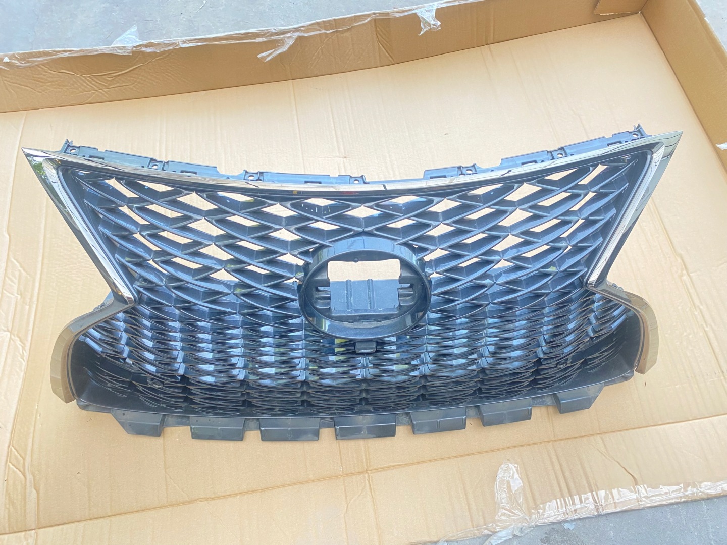 Lexus RX HXU3 Kühlergrill FRONTGRILL Kühlergitter 5311148460 - Thumbnail 3