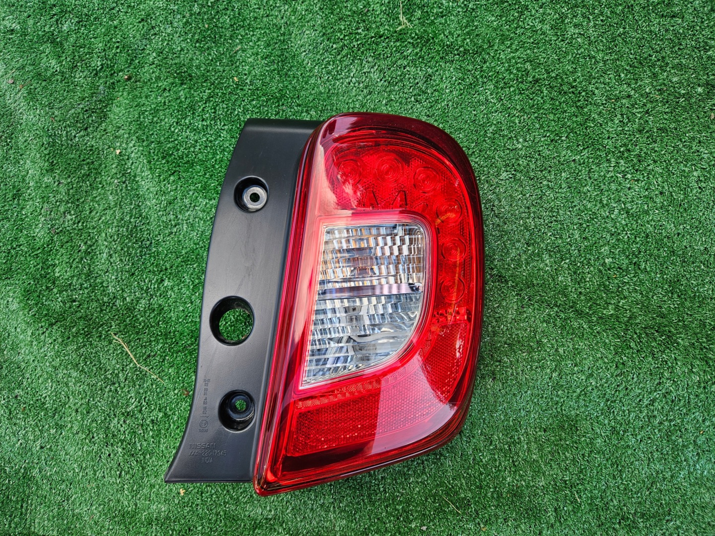 Nissan Micra K13 Rückleuchte Rearlamp - Thumbnail 1