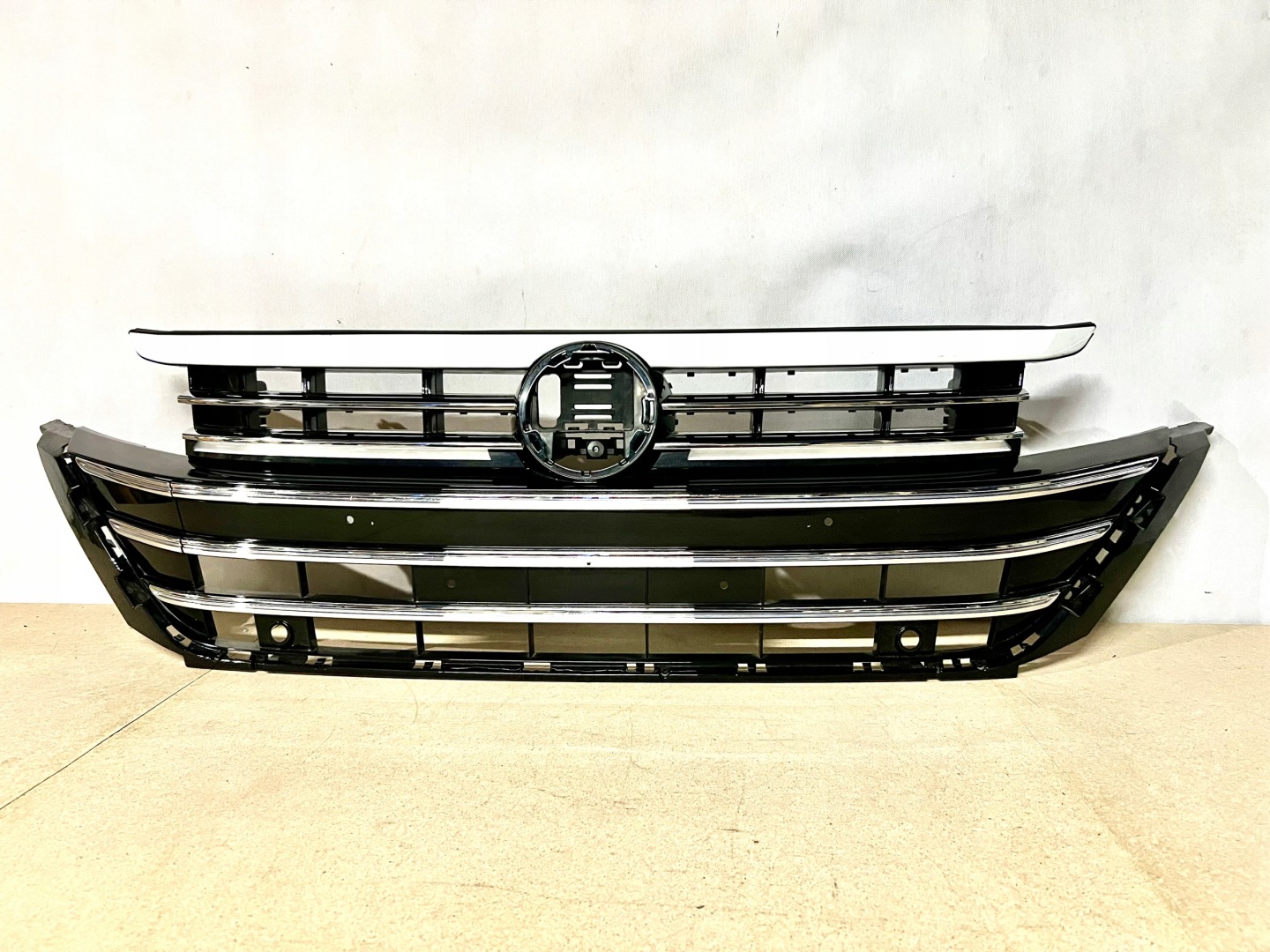 VW Arteon 3H Kühlergrill FRONTGRILL Kühlergitter 3G8853655E - Thumbnail 1
